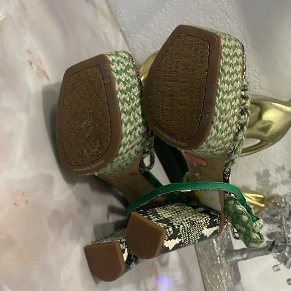 Gianni bini  sandals  size 6 - Picture 6 of 11